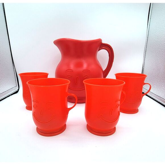 Vintage 80's Kool-Aid Smiling Man Red 2Qt Pitcher w Four Cups - Picture 4 of 4